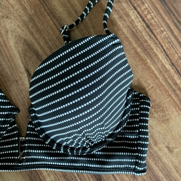 Swimsuit Top - Picture 2 of 3